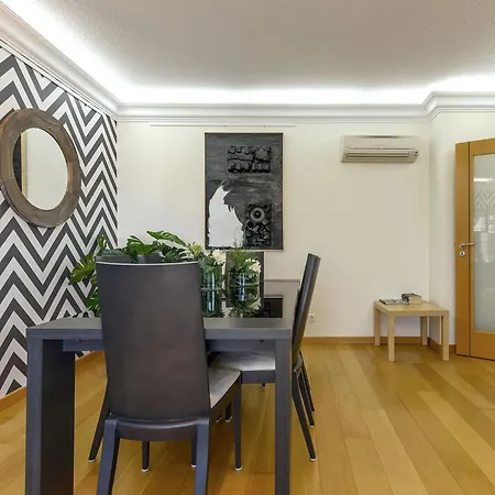 By Interhome Apartmán