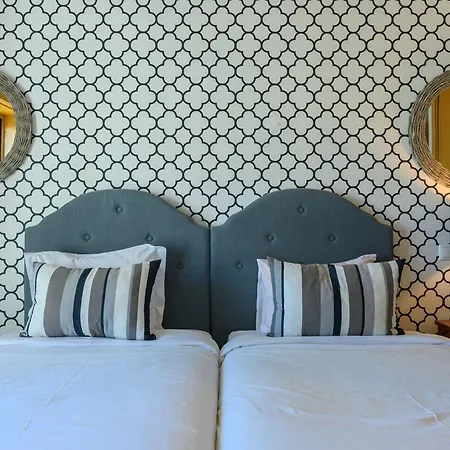 By Interhome Daire Carcavelos (Lisbon)